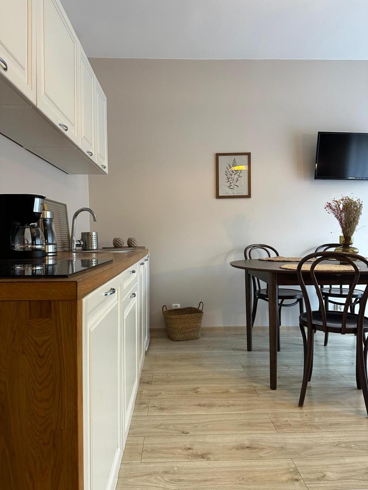 Apartamenty Lavenderia Z Widokiem Na Gore Parkowa, Blisko Centrum Kudowa Zdroj Exterior photo